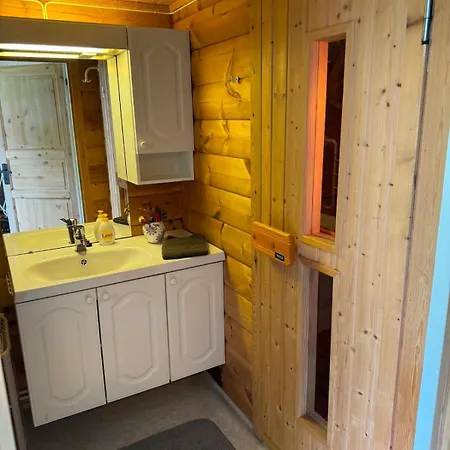 Holiday home Cozy By The Waterfront - 20 Minutes From The Center *
