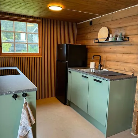 Cozy By The Waterfront - 20 Minutes From The Center Holiday home *